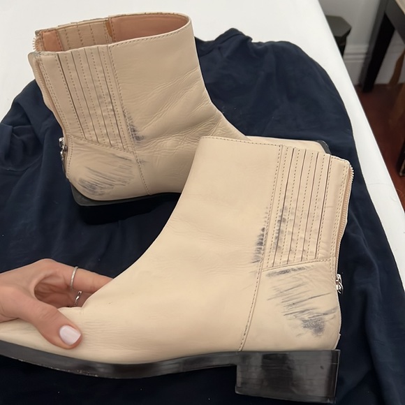 Guily Chelsea Boot Schutz square toe boot - Picture 6 of 7